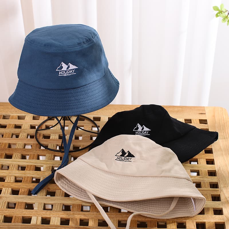 バケットハット 山岳刺繍入り紐付きバケットハット