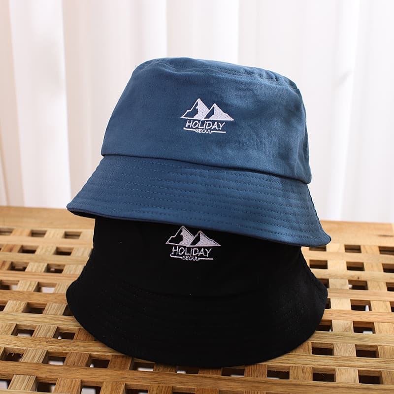 バケットハット 山岳刺繍入り紐付きバケットハット