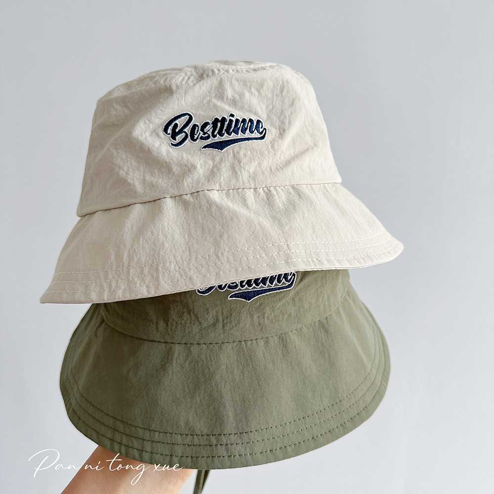 バケットハット ベビー用　シンプル刺繍入り紐付きバケットハット