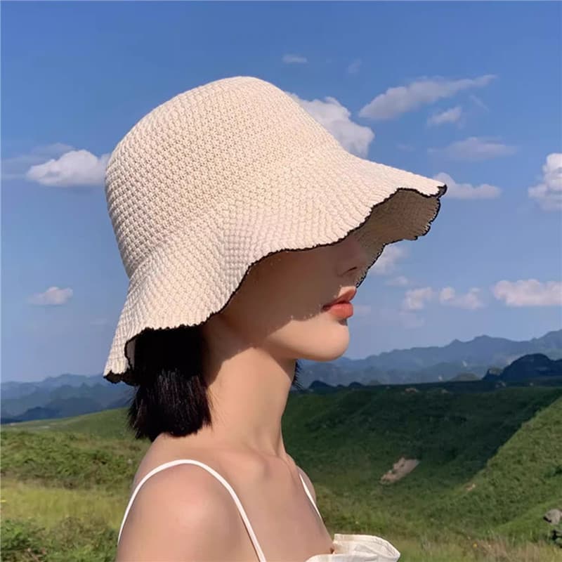 バケットハット 優美な波状裾バケットハット