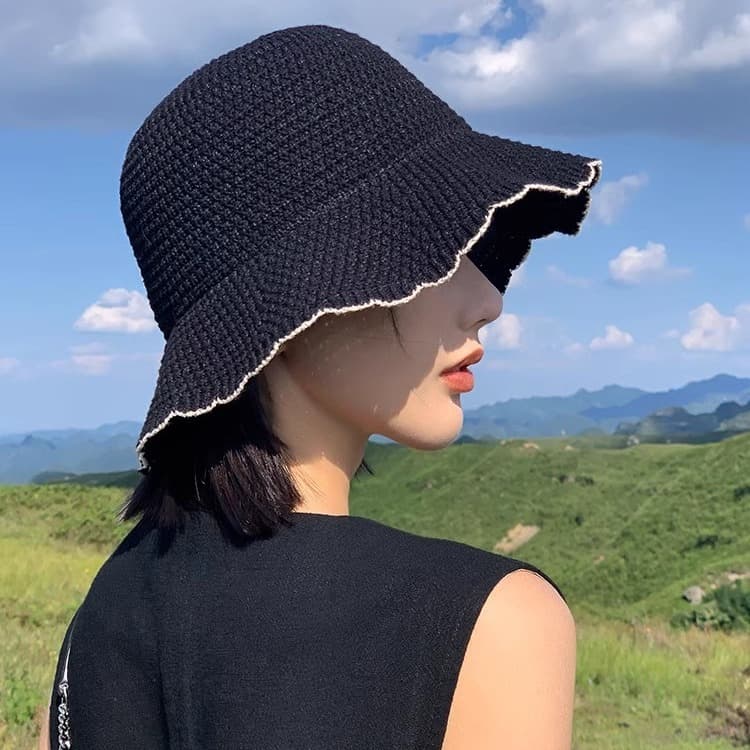 バケットハット 優美な波状裾バケットハット