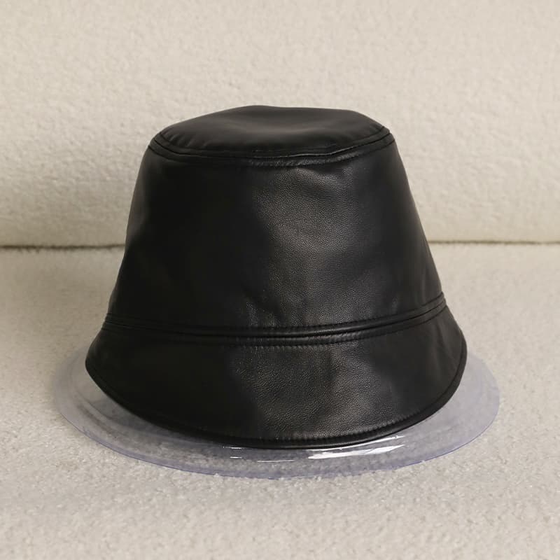 バケットハット 上質なめらか 本革 レザーバケットハット