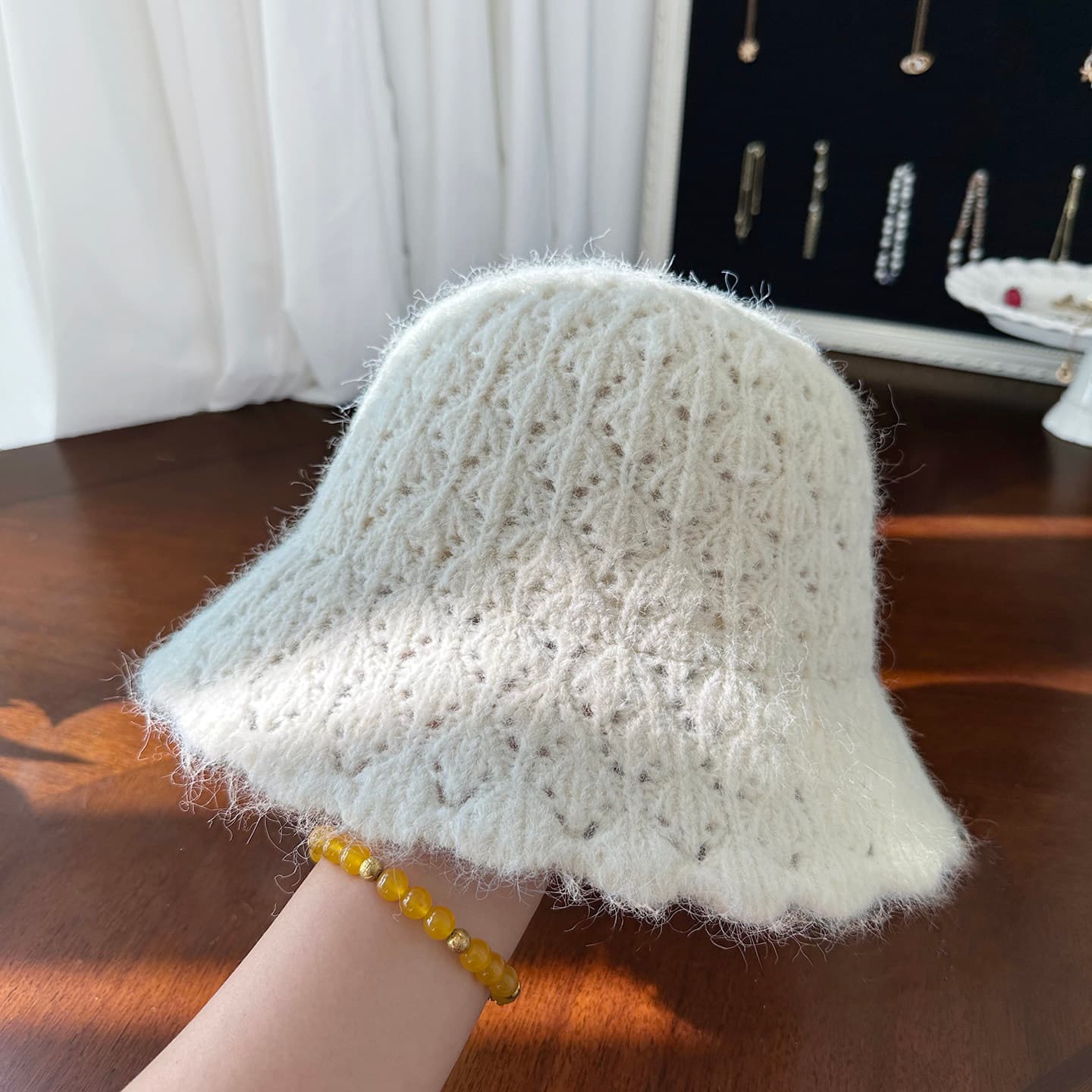 バケットハット ふんわりモヘア風手編みバケットハット